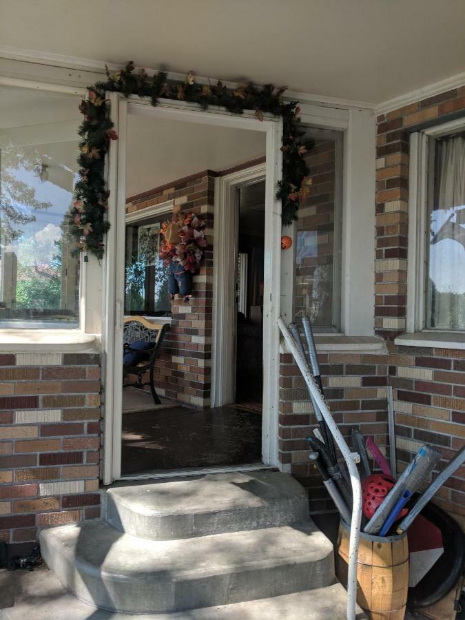 Three Bears Inn Saint Anthony Exterior photo